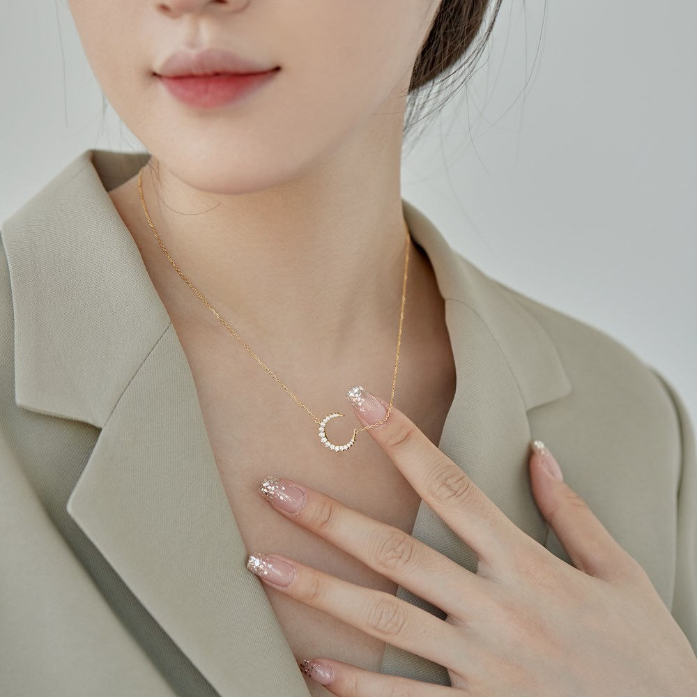 Selene® Necklace