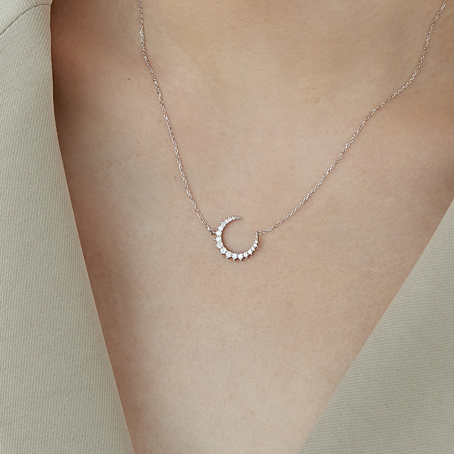 Selene® Necklace